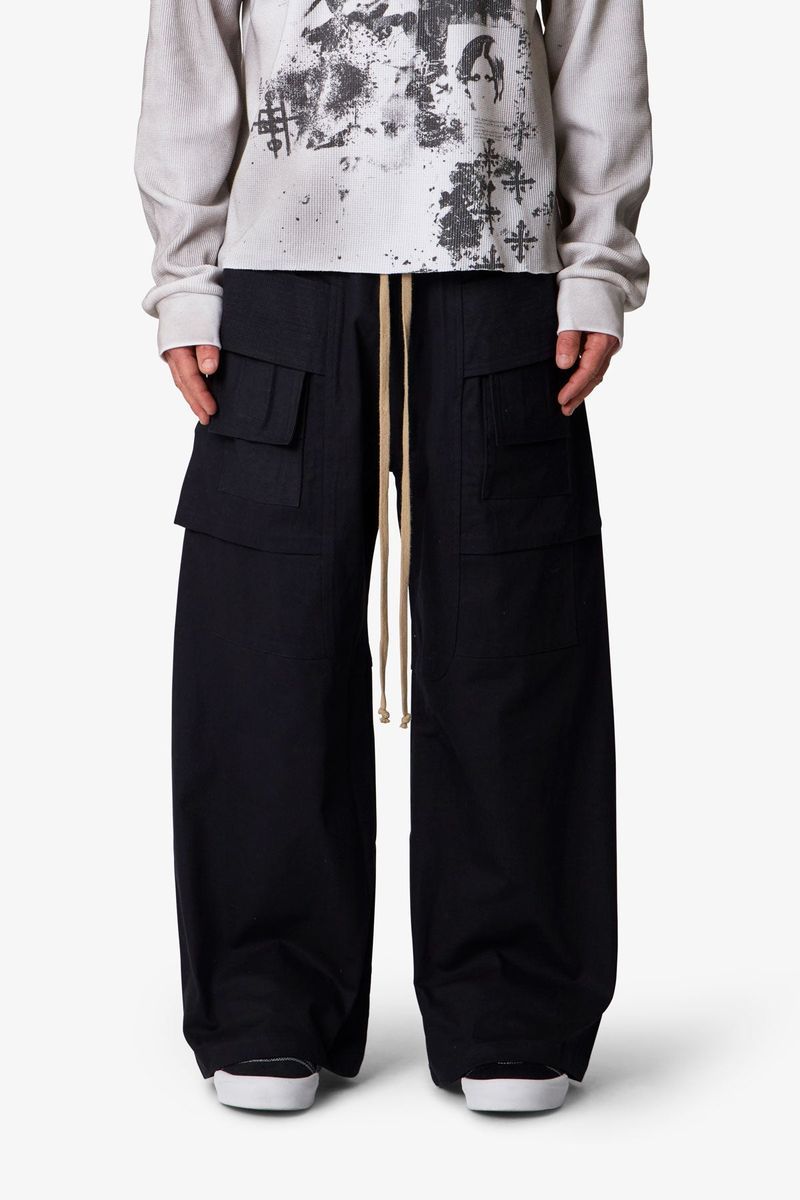 MNML Strapped Cargo Pants Black